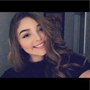 Meet your Posher, Chasity